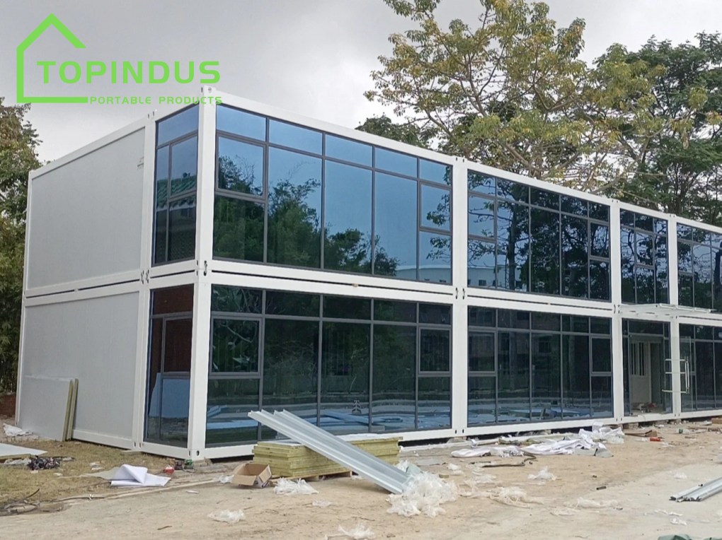 Rumah Kontena Pek Rata Dua Tingkat untuk Kegunaan Pejabat di Malaysia